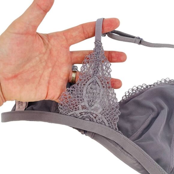 Victoria’s Secret gray lace triangle cup racerback bralette size small - Picture 3 of 4